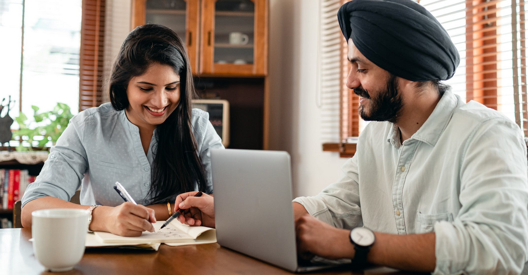 couple with laptop